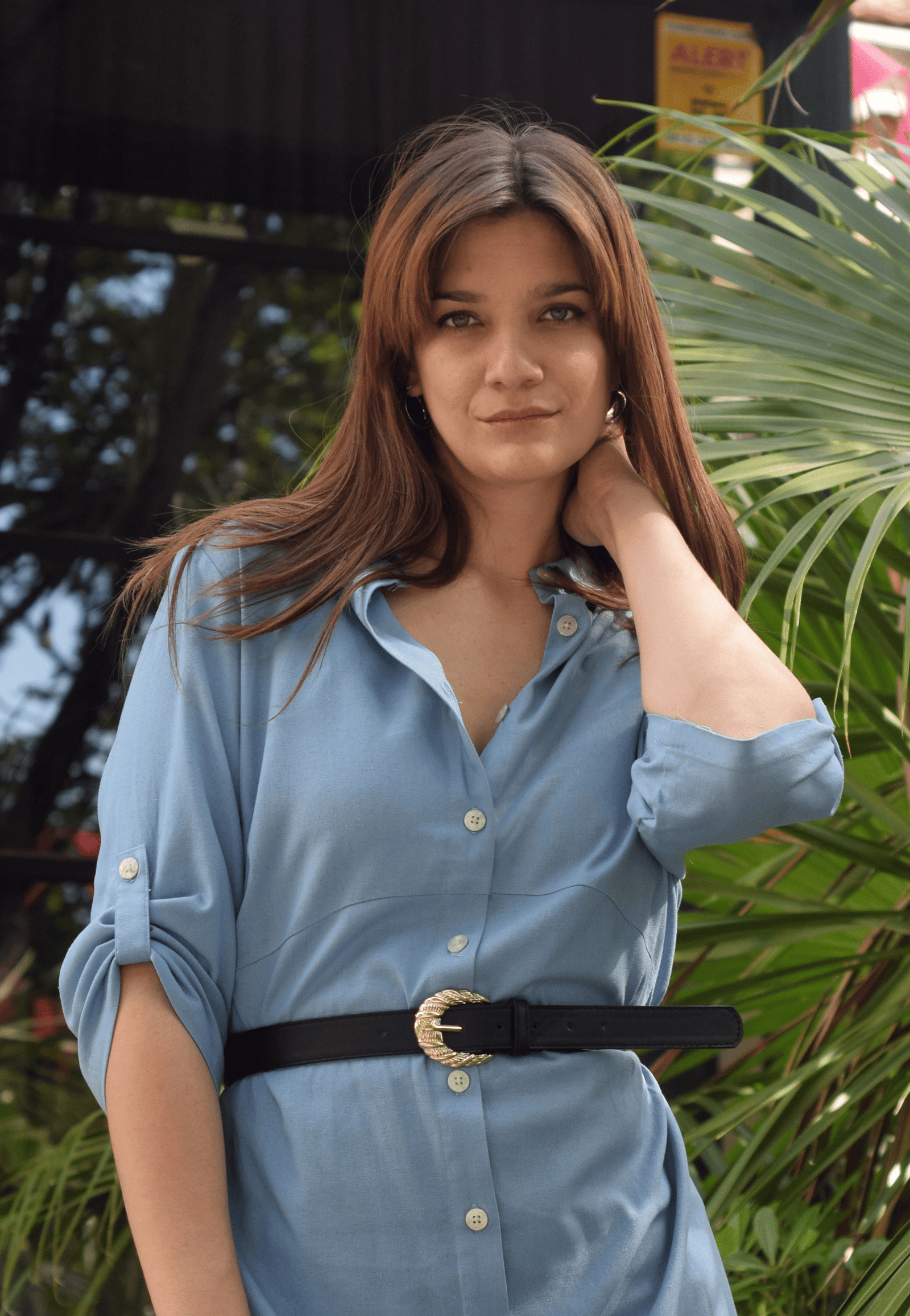 Vestido camisero con cinturón Indigo Dorado Musas Acces. Accesorios para mujeres en Argentina