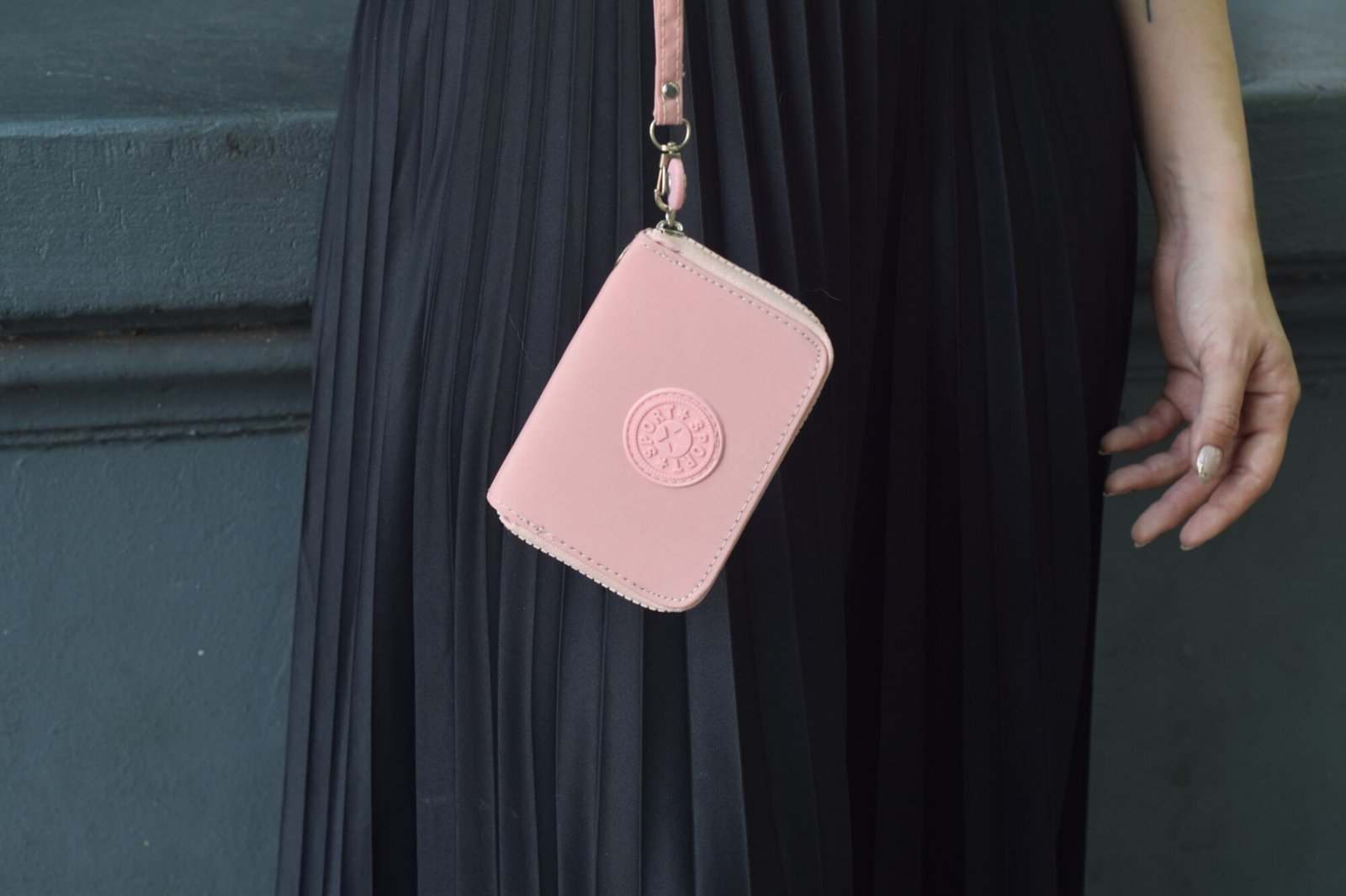 Pocket rosa Musas Acces colgado, accesorio práctico